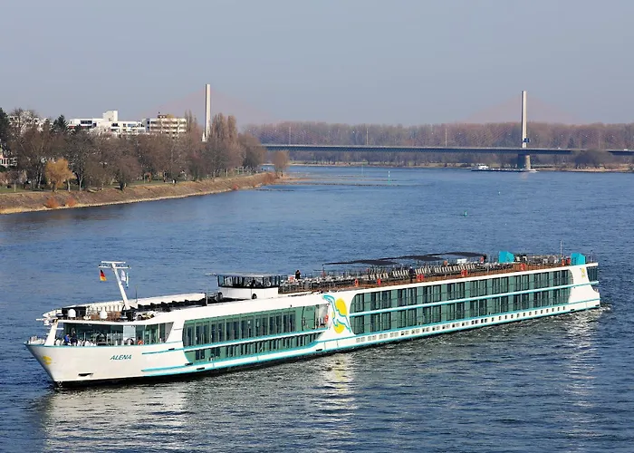 Fairtours Hotelschiff Alena Duesseldorf