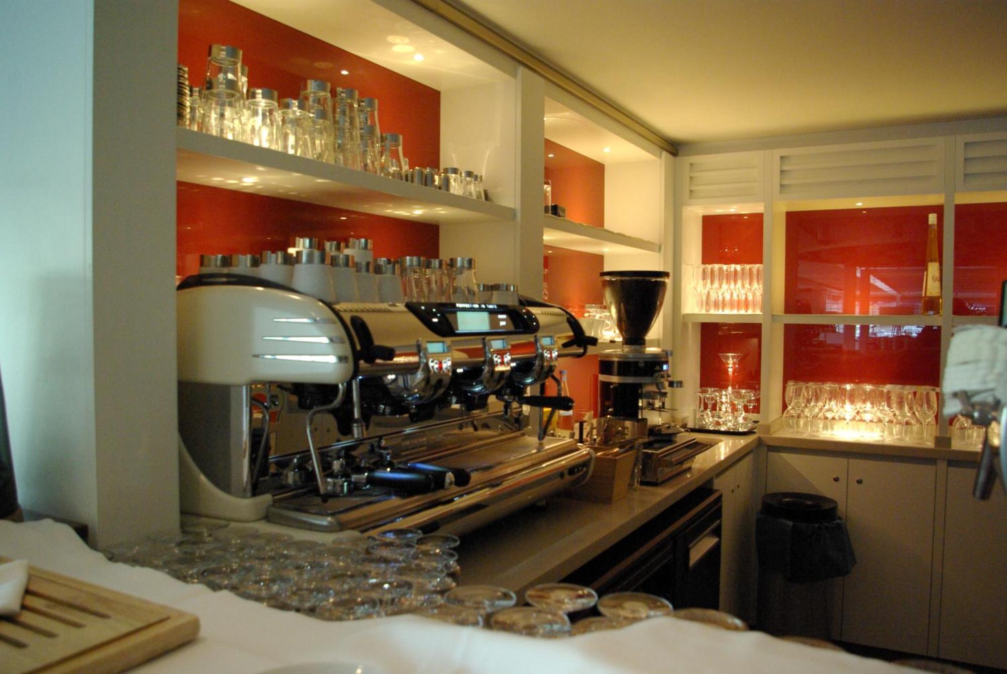 Fairtours Hotelschiff Alena Düsseldorf