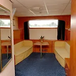 Fairtours Hotelschiff Rhein Prinzessin Botel Dusseldorf
