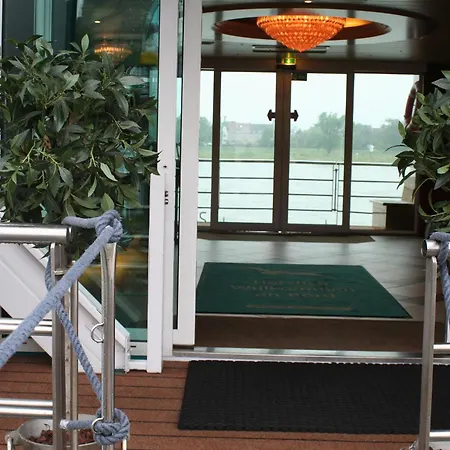 Botel Fairtours Hotelschiff Rhein Prinzessin Düsseldorf