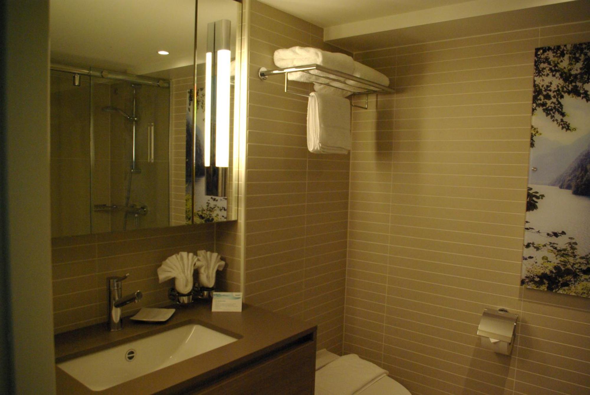 Fairtours Hotelschiff Rhein Prinzessin Dusseldorf